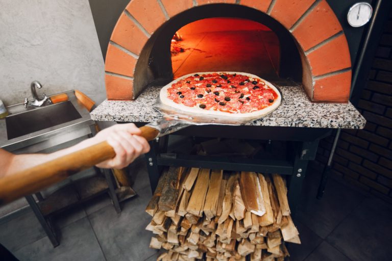 Forno_Pizza_Legna_Il_Segreto_per_una_Pizza_Perfetta_a_Casa_Tua_2cf56e70c0